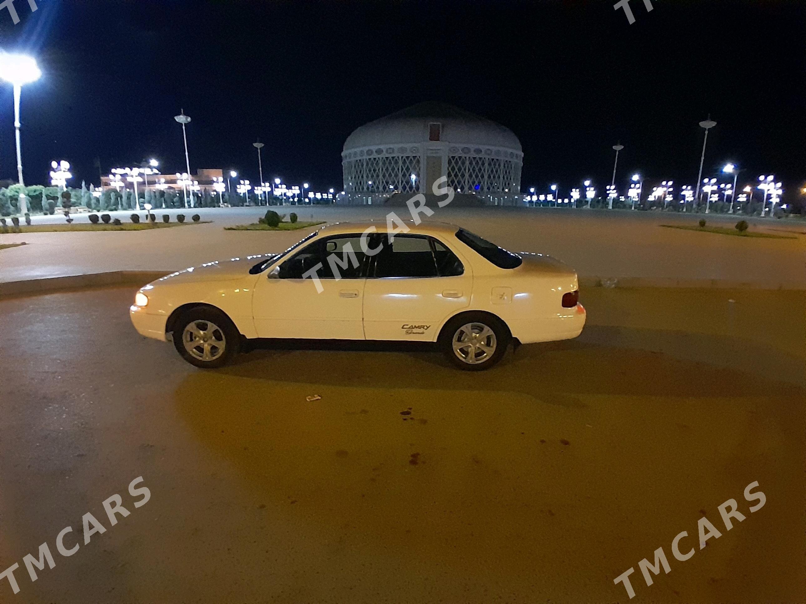 Toyota Camry 1996 - 85 000 TMT - Чарджоу - img 7