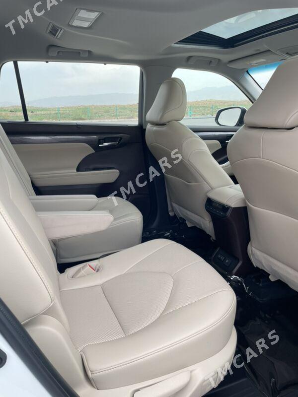 Toyota Highlander 2022 - 690 000 TMT - Aşgabat - img 8