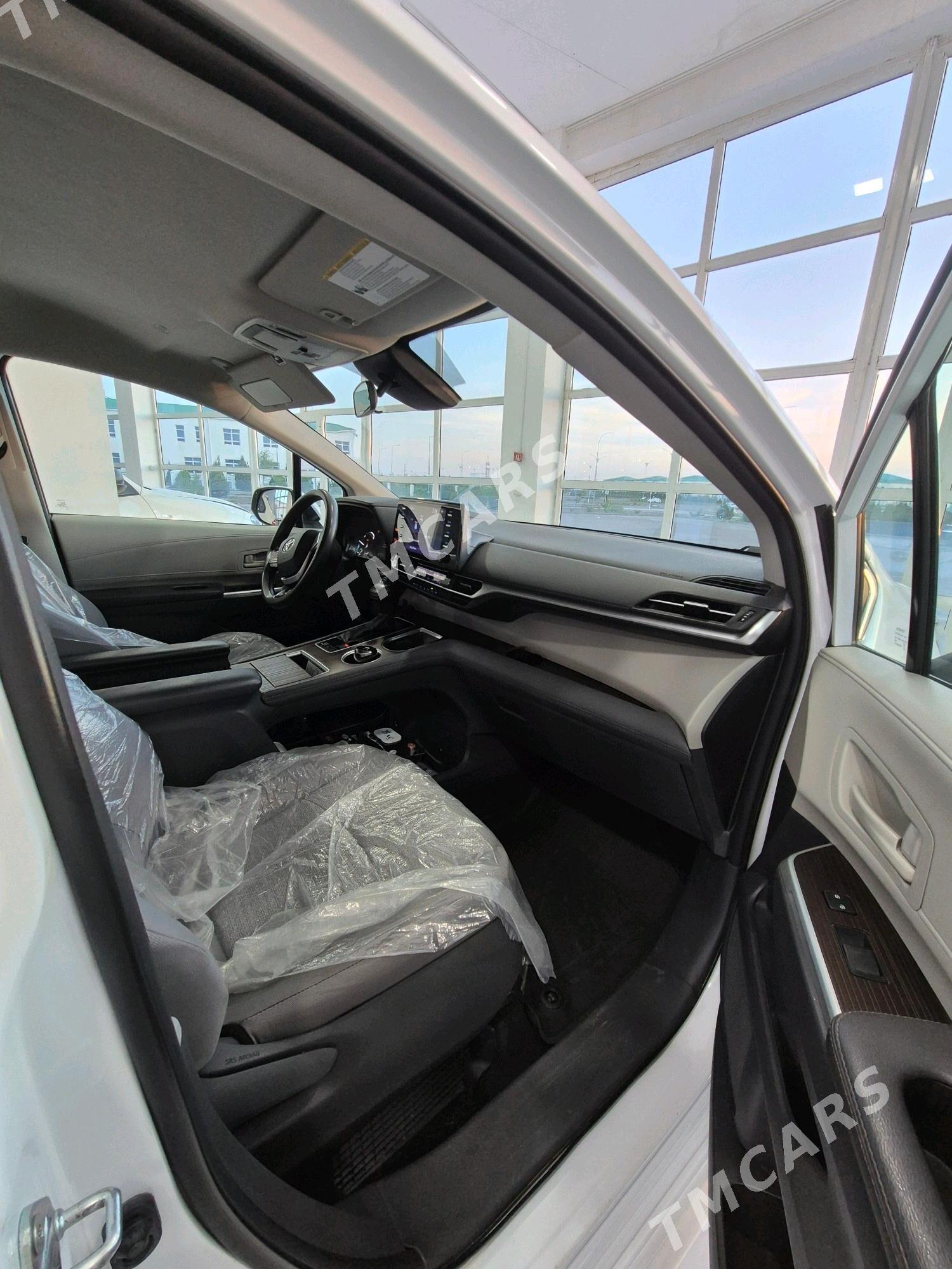 Toyota Sienna 2022 - 480 000 TMT - Daşoguz - img 5