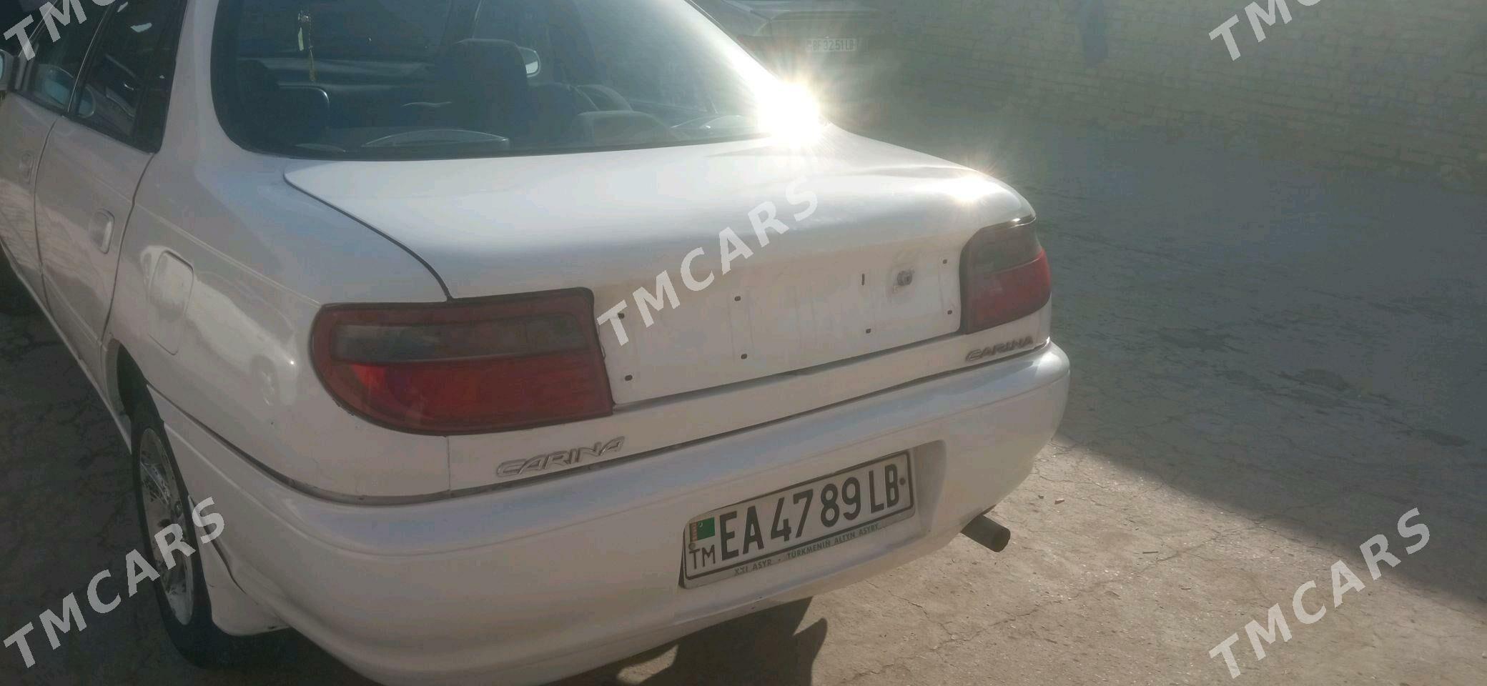 Toyota Carina 1995 - 40 000 TMT - Kerki - img 4