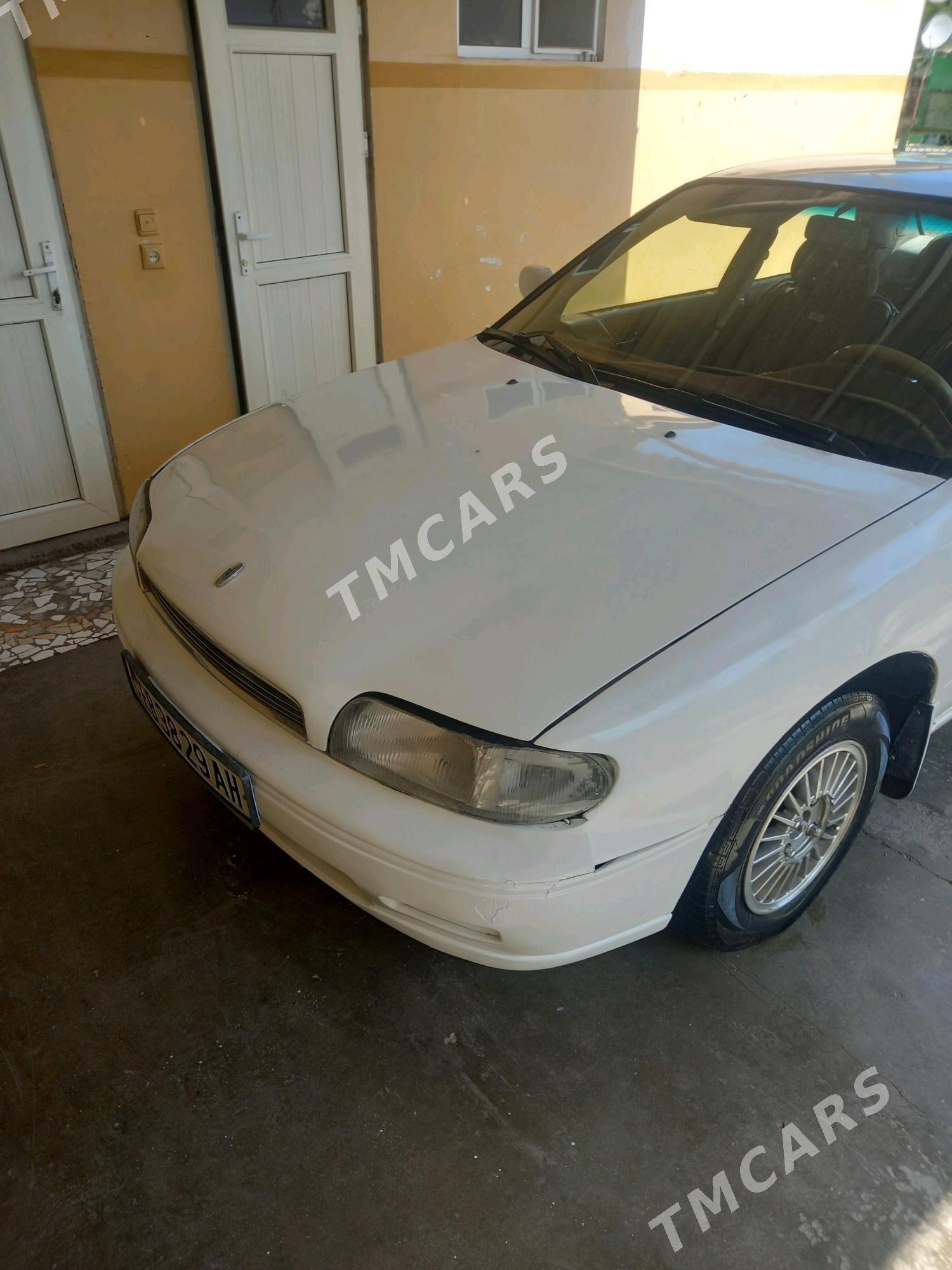 Nissan Bluebird 1997 - 32 000 TMT - Ak bugdaý etraby - img 2