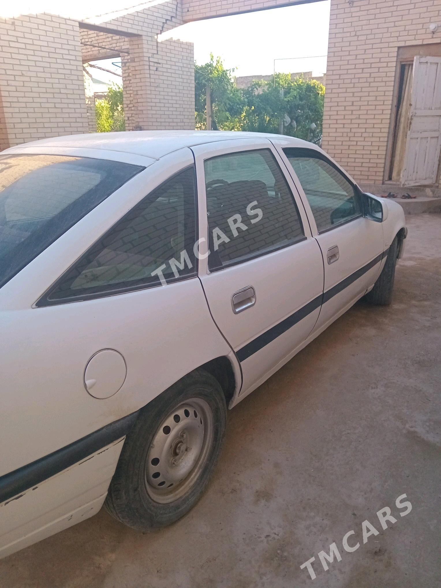 Opel Astra 1993 - 15 000 TMT - Фарап - img 8