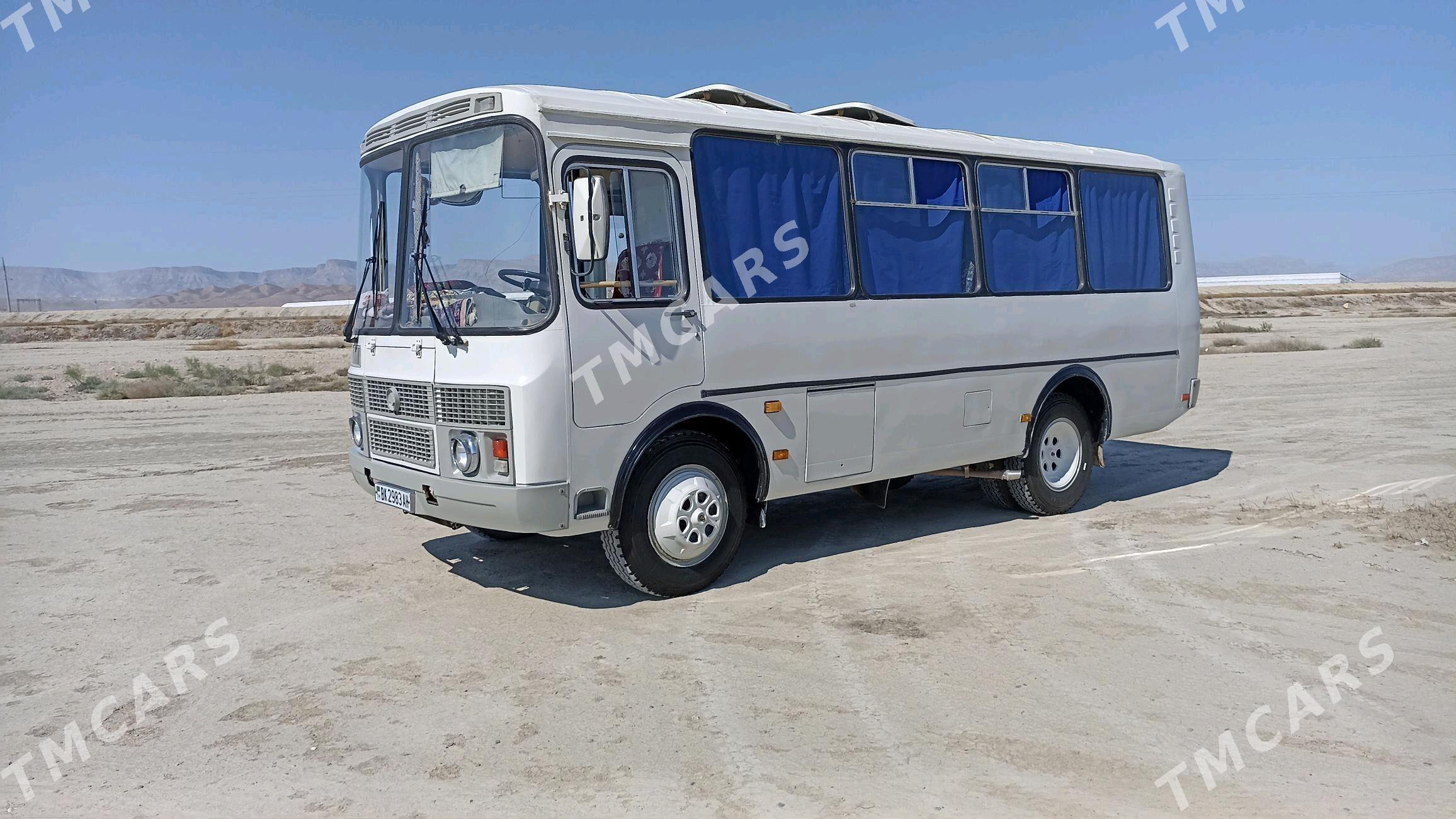 ПАЗ 3205 2010 - 200 000 TMT - Теджен - img 2