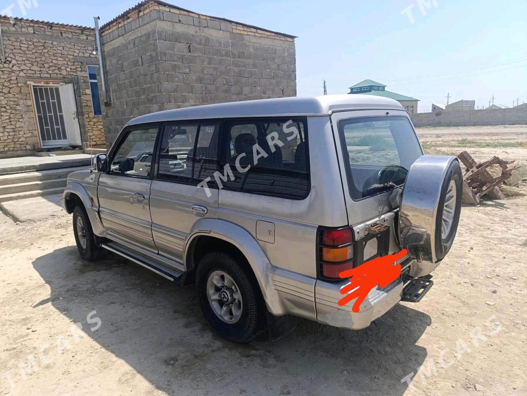 Mitsubishi Pajero 1994 - 45 000 TMT - Гызыларбат - img 4
