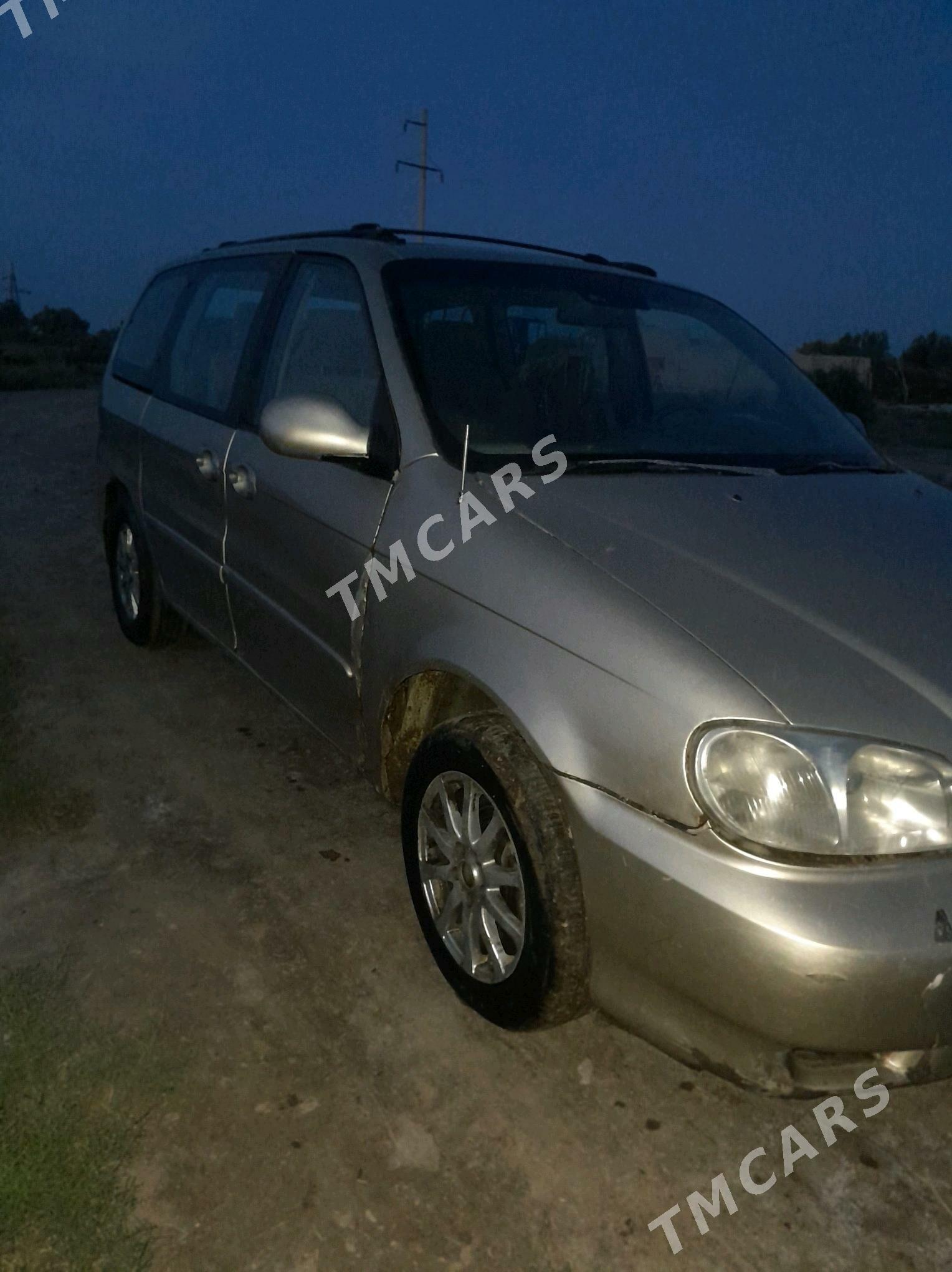 Kia Carnival 2000 - 35 000 TMT - Akdepe - img 2