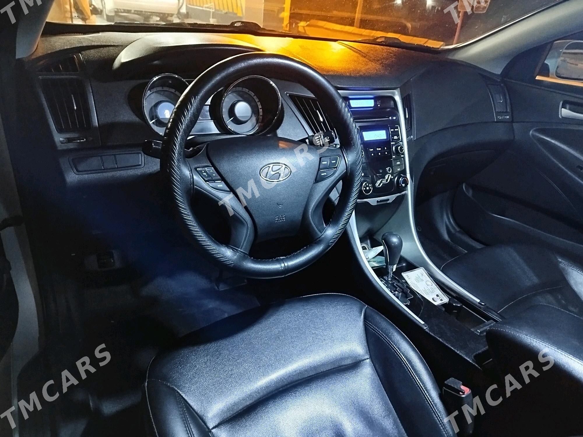 Hyundai Sonata 2011 - 135 000 TMT - Мары - img 6