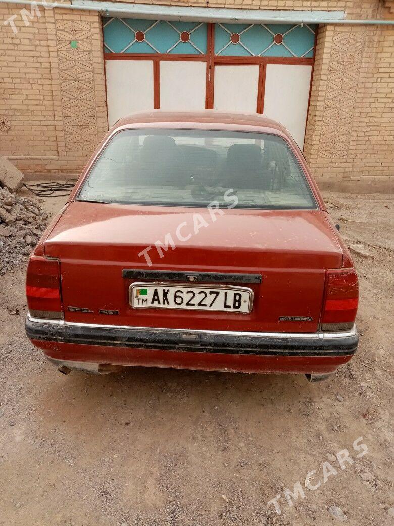 Opel Omega 1991 - 11 000 TMT - Dänew - img 2