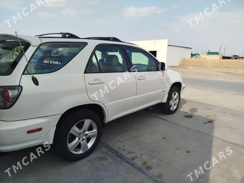 Lexus RX 300 2001 - 180 000 TMT - Кака - img 4