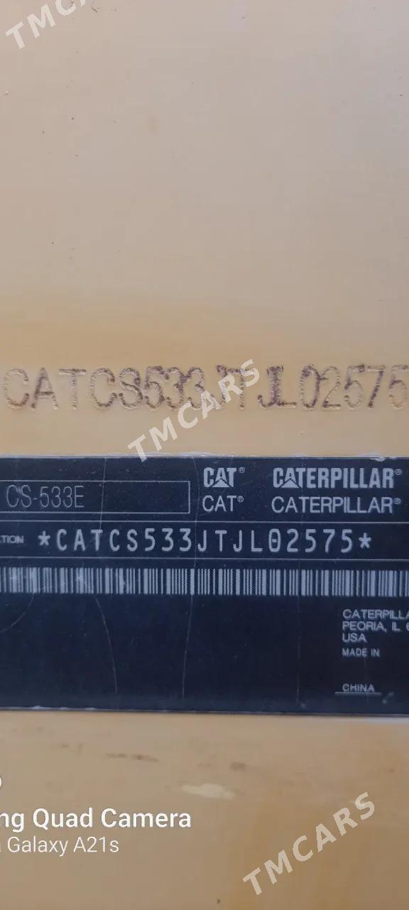Caterpillar Dozer 2012 - 650 000 TMT - Çärjew - img 3