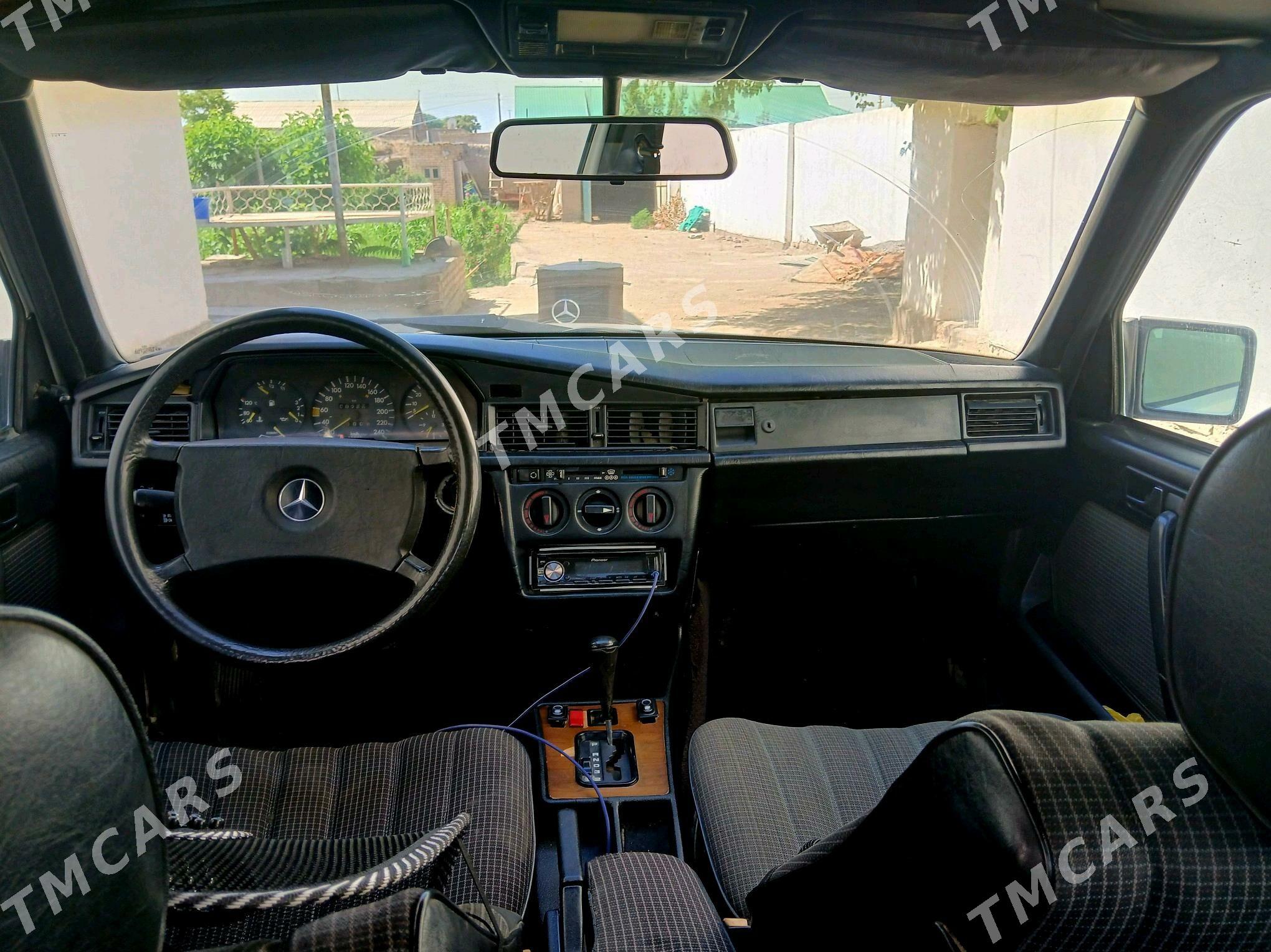 Mercedes-Benz 190E 1990 - 54 000 TMT - Кёнеургенч - img 3