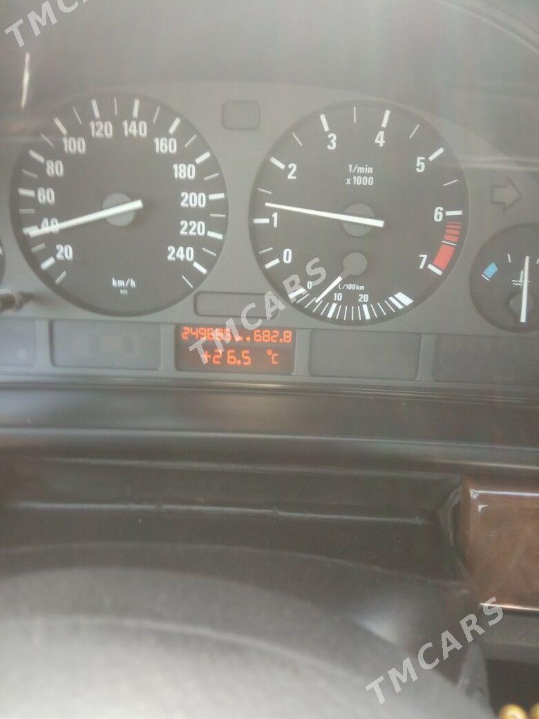 BMW E39 1999 - 90 000 TMT - Baýramaly - img 2