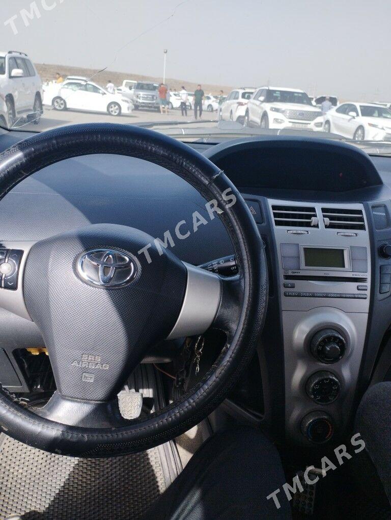 Toyota Yaris 2007 - 95 000 TMT - Ашхабад - img 5
