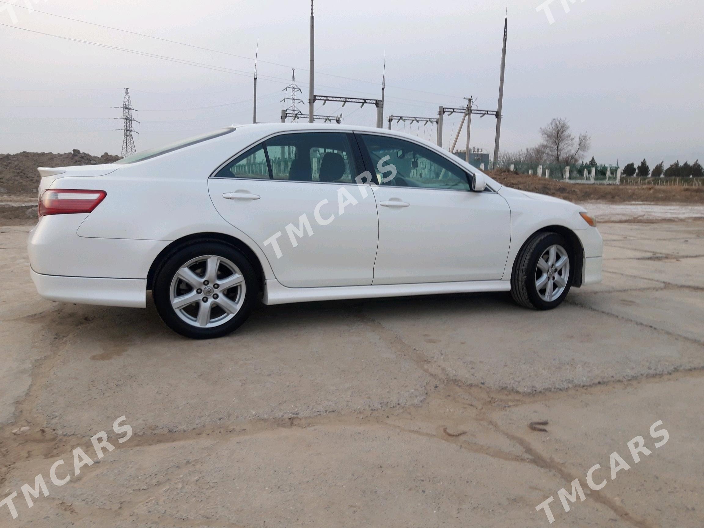 Toyota Camry 2009 - 165 000 TMT - Büzmeýin - img 4
