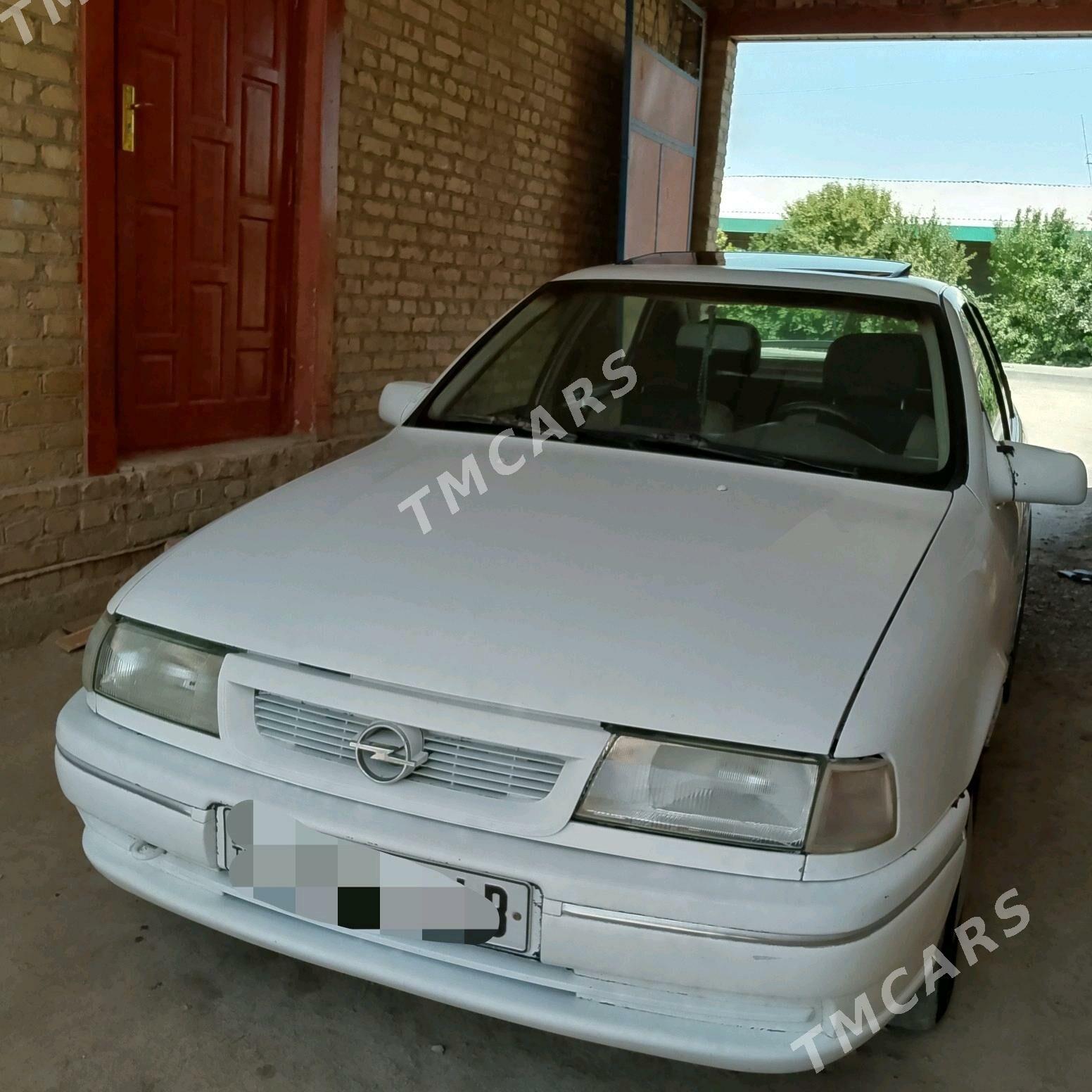 Opel Vectra 1993 - 27 000 TMT - Чарджоу - img 2