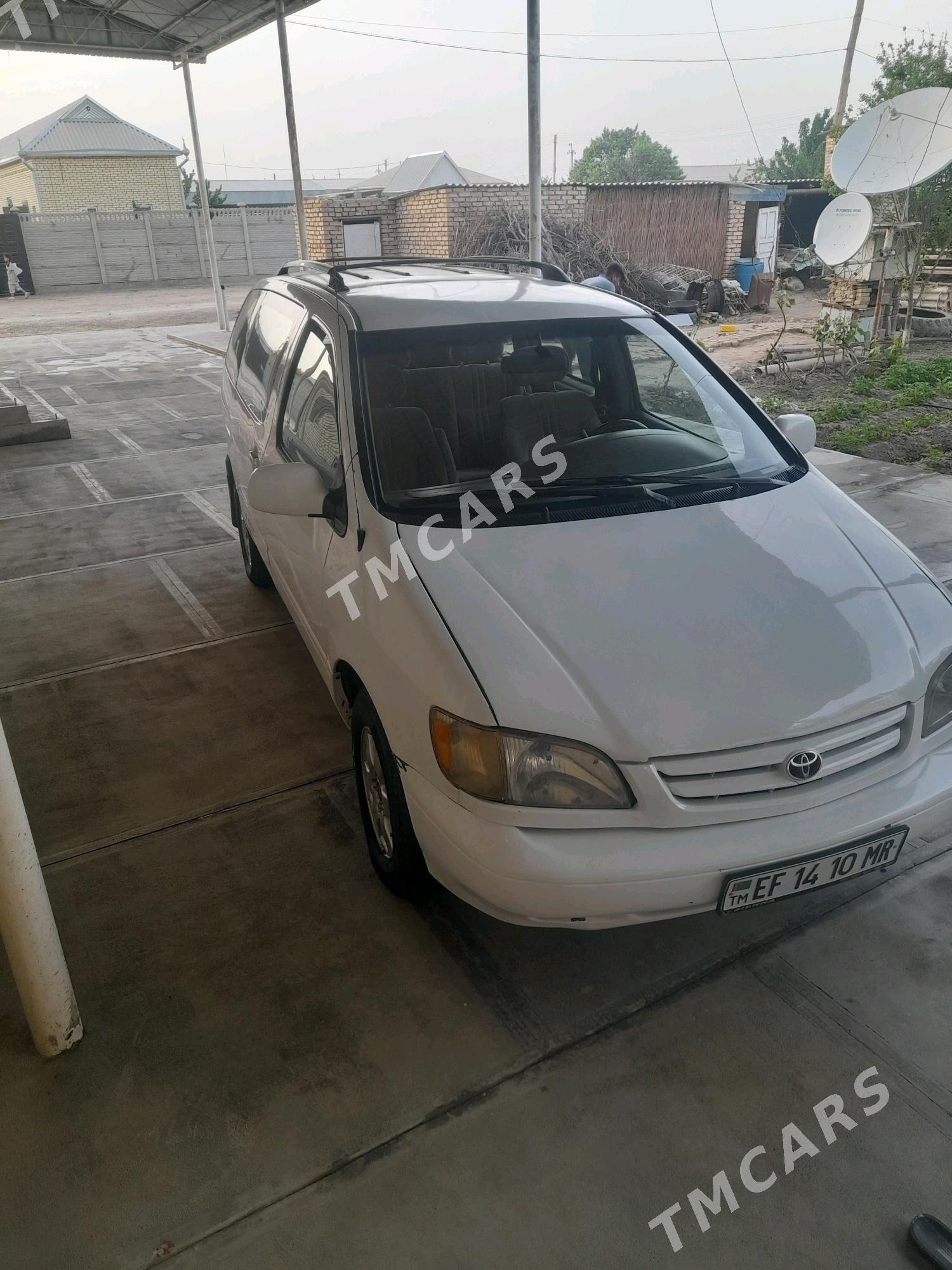 Toyota Sienna 2002 - 135 000 TMT - Сакарчага - img 3