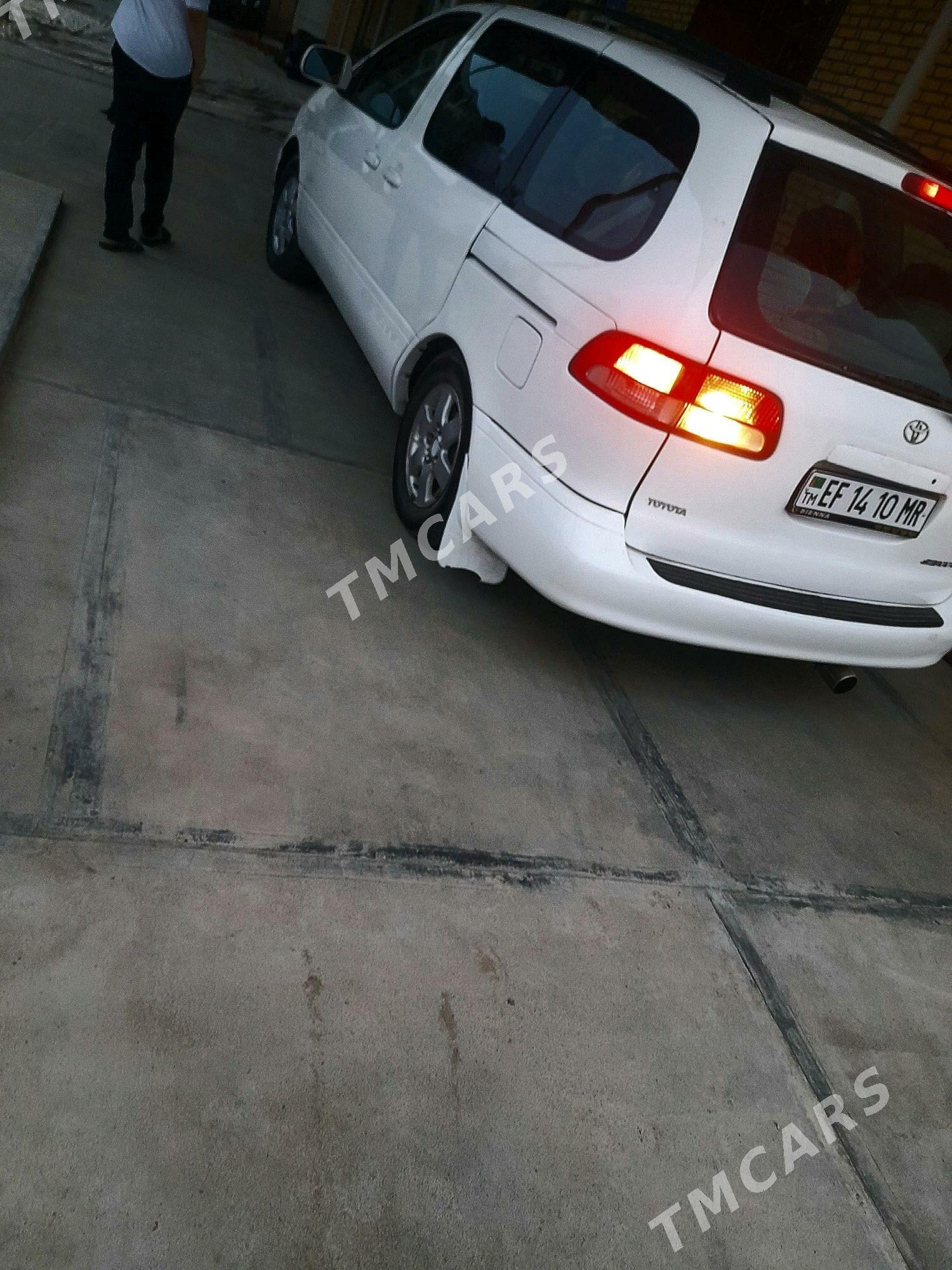 Toyota Sienna 2002 - 135 000 TMT - Сакарчага - img 7