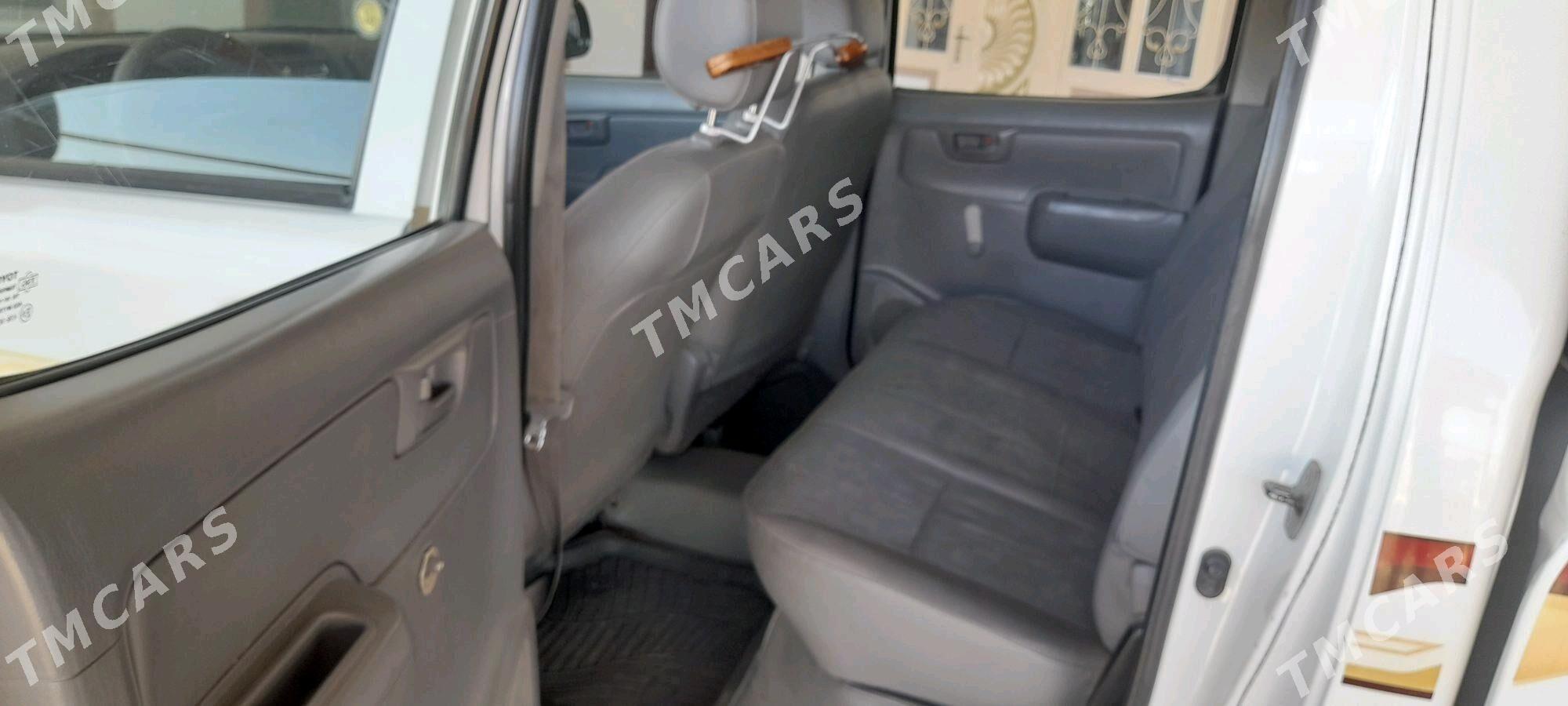 Toyota Hilux 2007 - 220 000 TMT - Wekilbazar - img 4