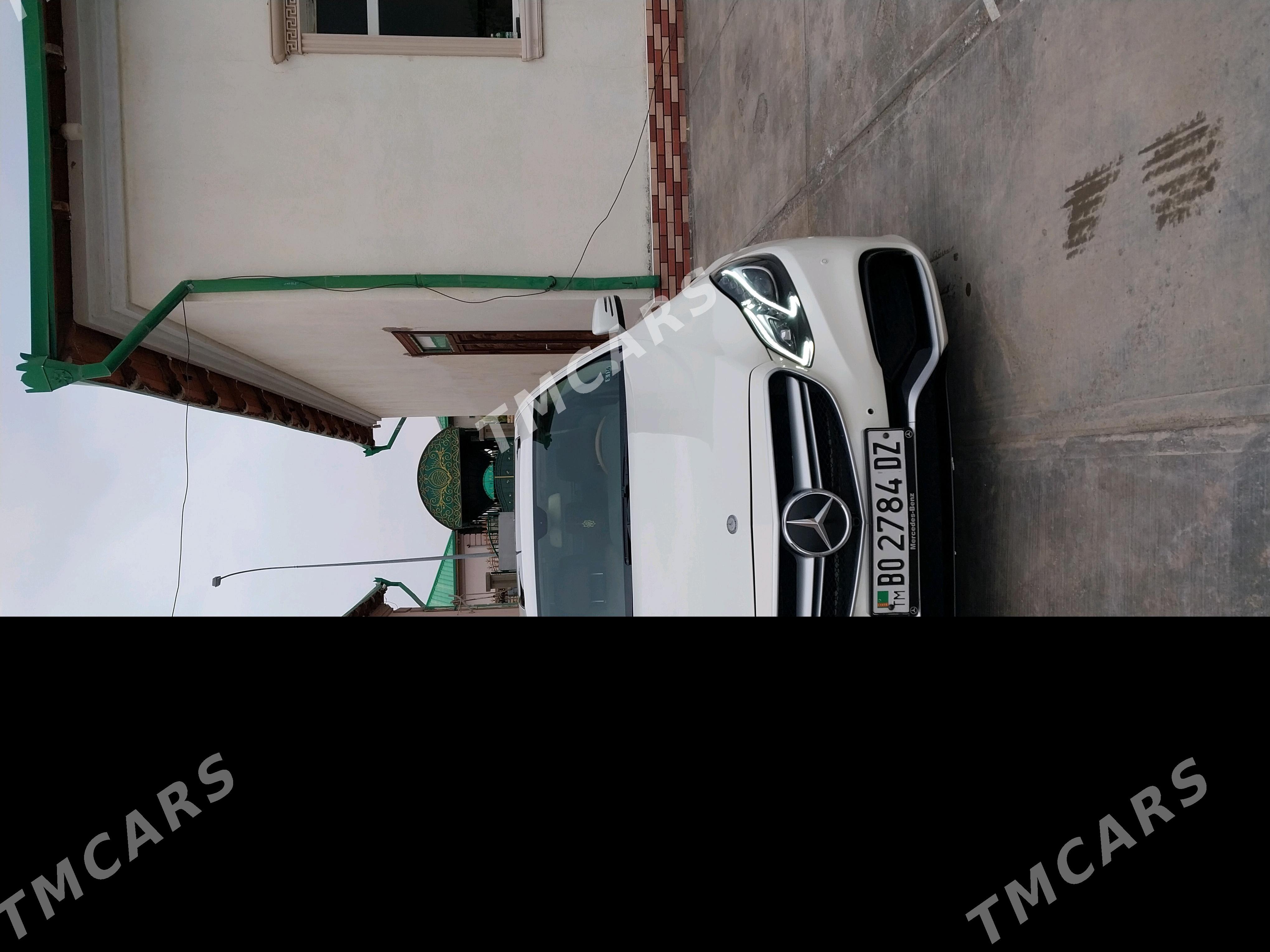 Mercedes-Benz E350 2010 - 300 000 TMT - Дашогуз - img 3