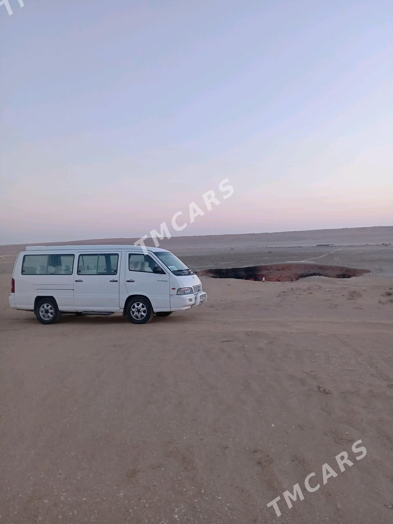 Mercedes-Benz eSprinter 2003 - 100 000 TMT - Дашогуз - img 2