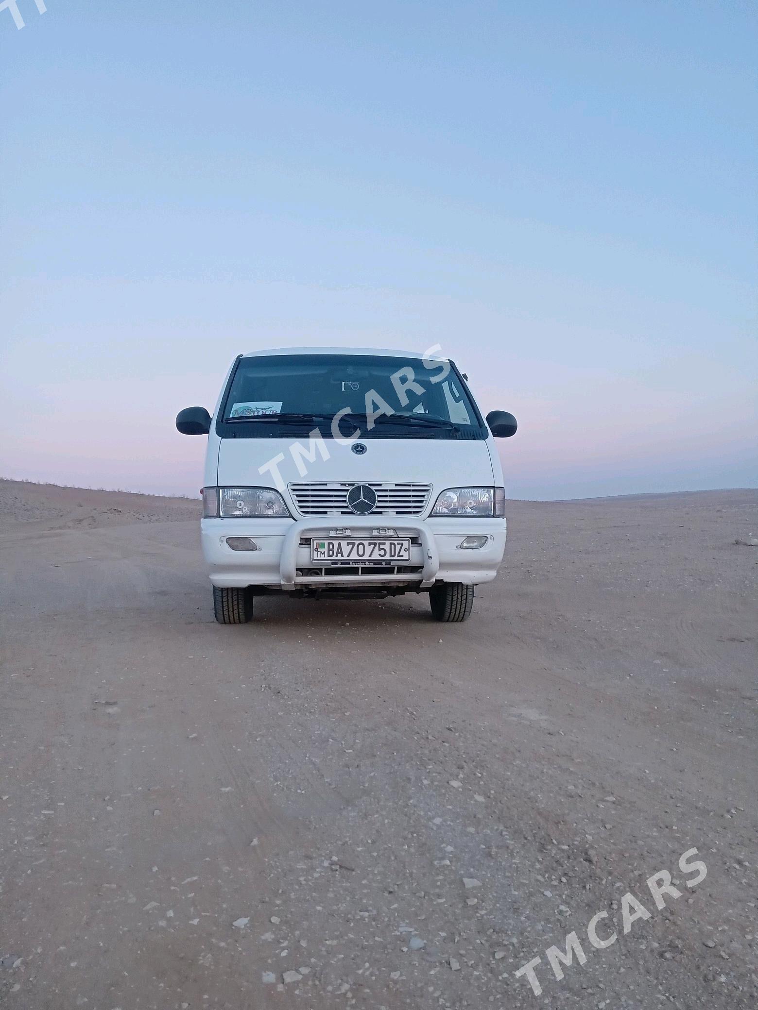 Mercedes-Benz eSprinter 2003 - 100 000 TMT - Дашогуз - img 3