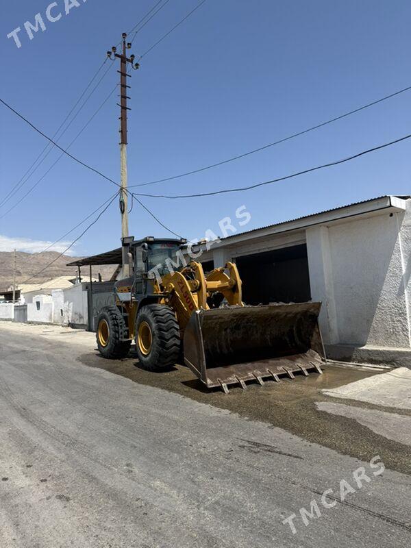 LiuGong Excavator 2010 - 400 000 TMT - Balkanabat - img 3