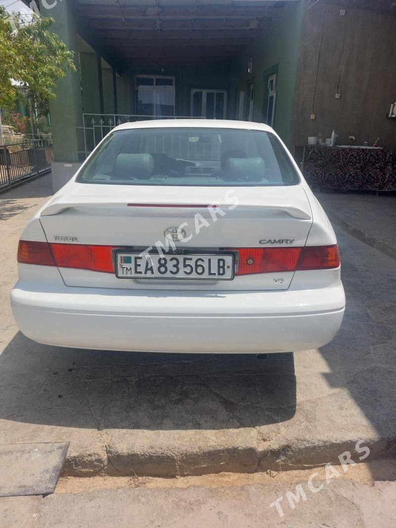 Toyota Camry 2001 - 175 000 TMT - Magdanly - img 5