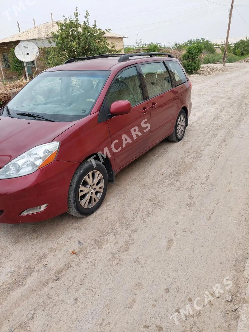 Toyota Sienna 2009 - 250 000 TMT - Murgap - img 3