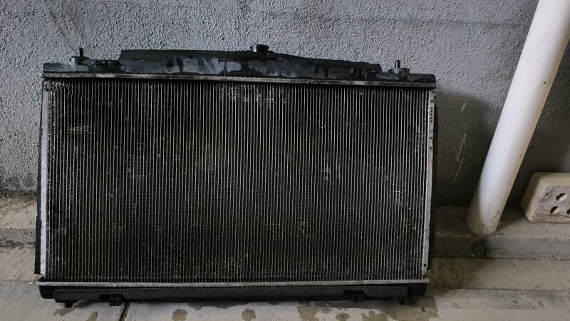 Aziada Camry 2017 Radiator kom 1 800 TMT - Мары - img 6