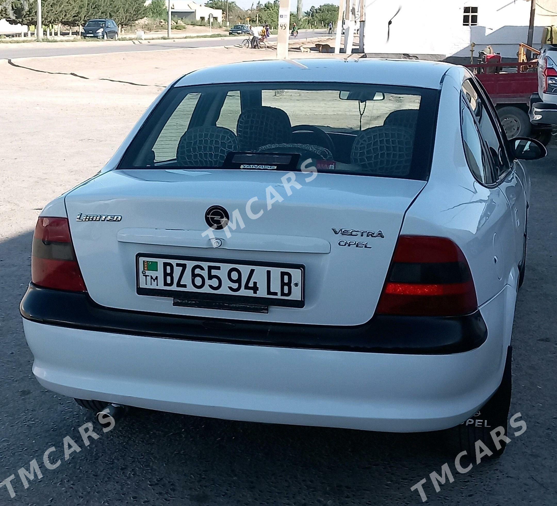 Opel Vectra 1996 - 36 000 TMT - Garabekewül - img 2