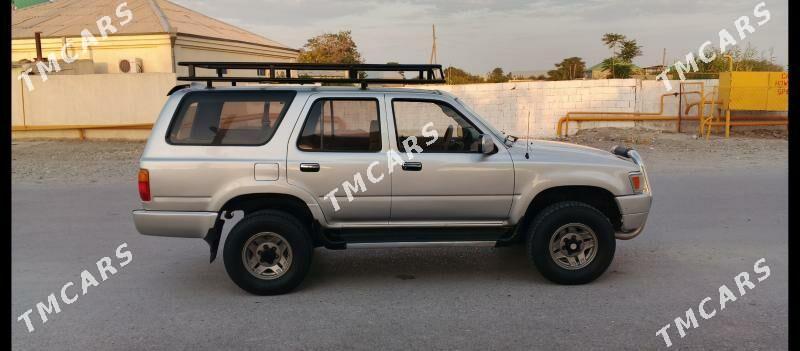 Toyota 4Runner 1995 - 78 000 TMT - Bäherden - img 1