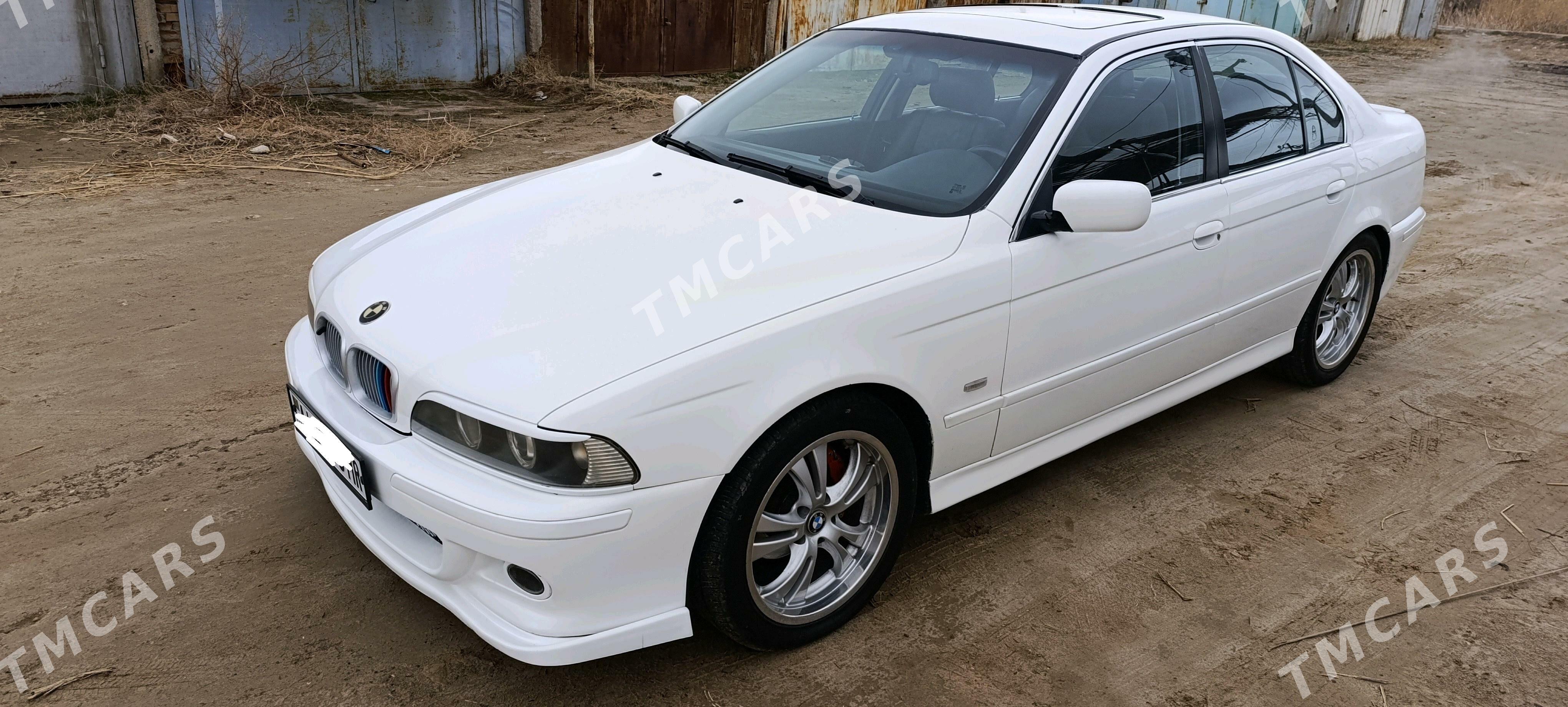 BMW 528 1998 - 115 000 TMT - Mary - img 4