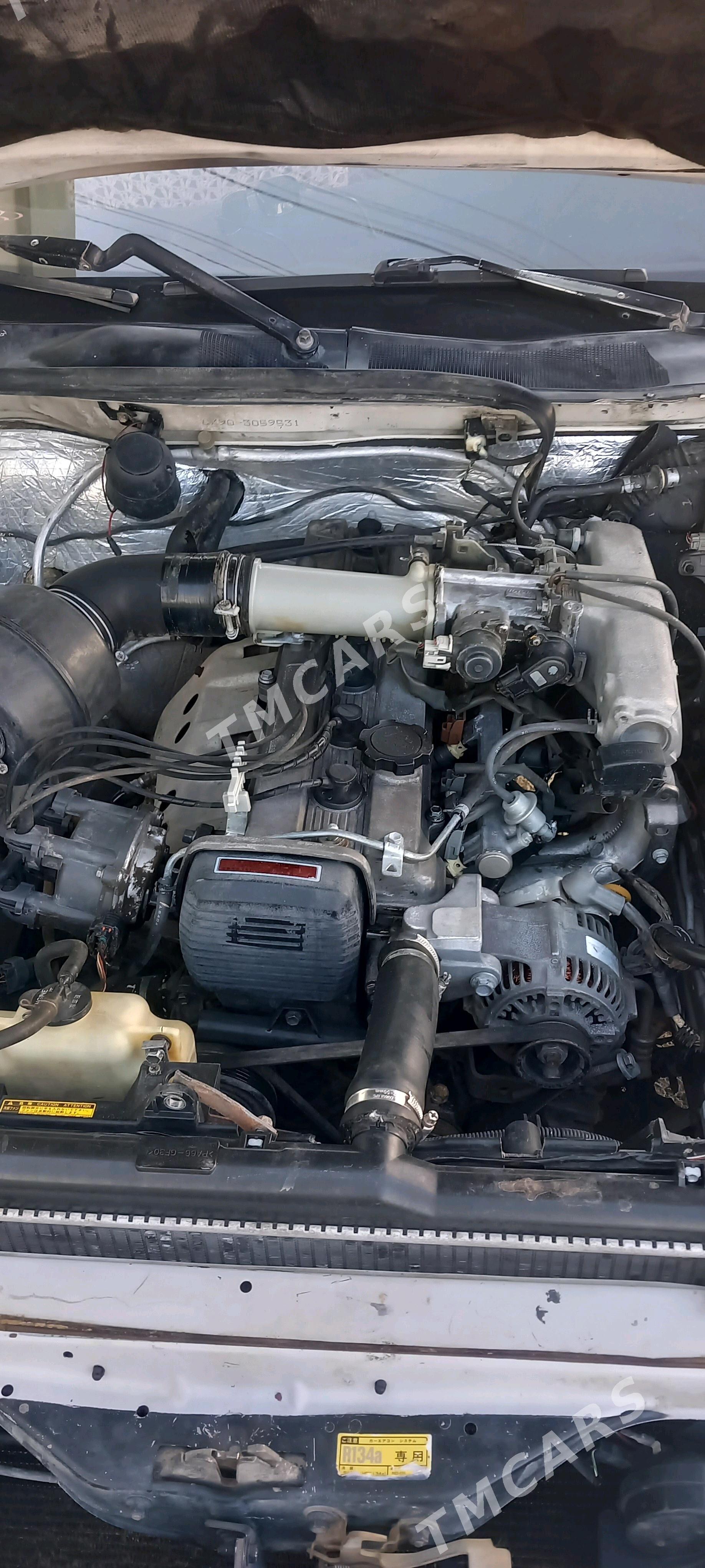 Toyota Chaser 1993 - 50 000 TMT - Wekilbazar - img 4