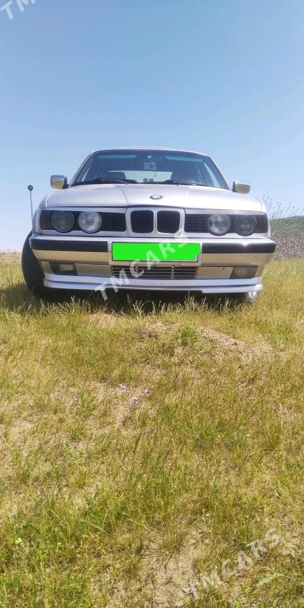 BMW 525 1990 - 43 000 TMT - Кёнеургенч - img 4