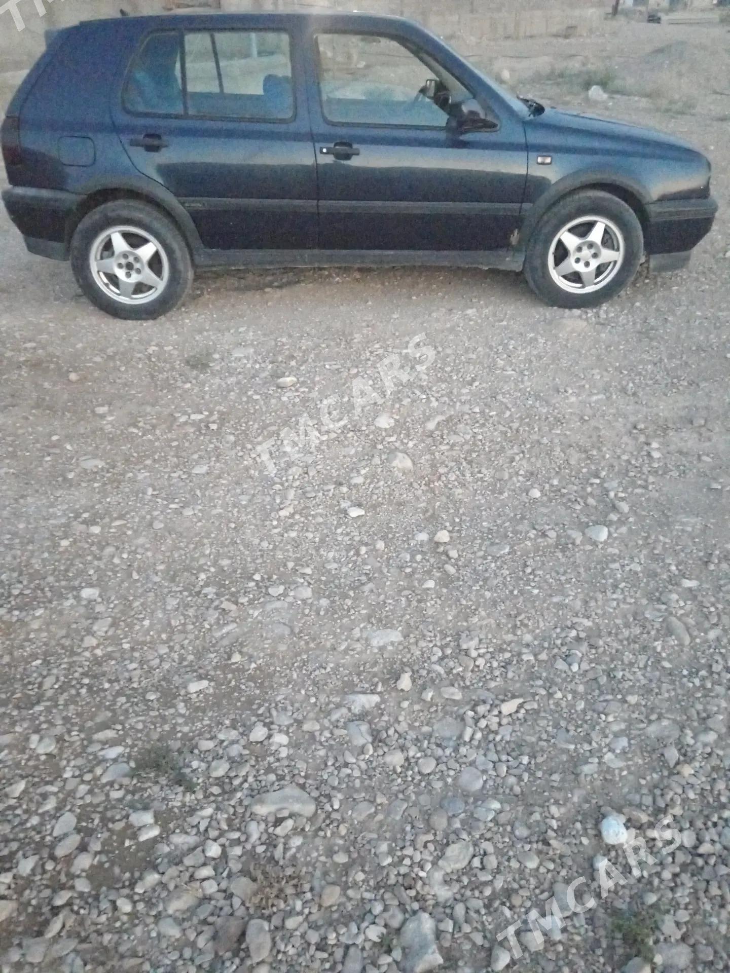 Volkswagen Golf 1992 - 13 000 TMT - Balkanabat - img 4