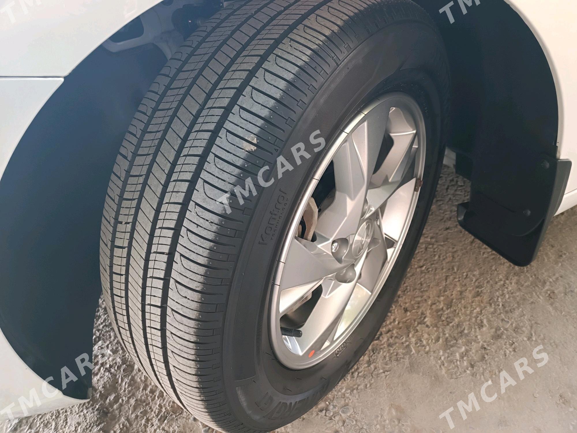 Hyundai Elantra 2021 - 256 000 TMT - Aşgabat - img 9