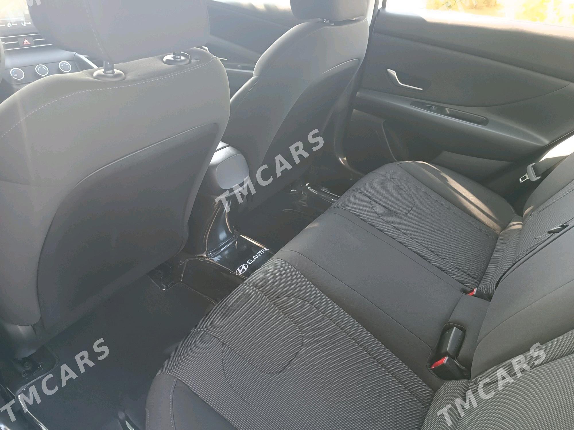 Hyundai Elantra 2021 - 256 000 TMT - Aşgabat - img 6
