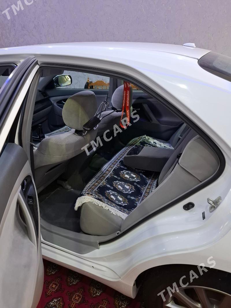 Toyota Camry 2010 - 200 000 TMT - Köneürgenç - img 5