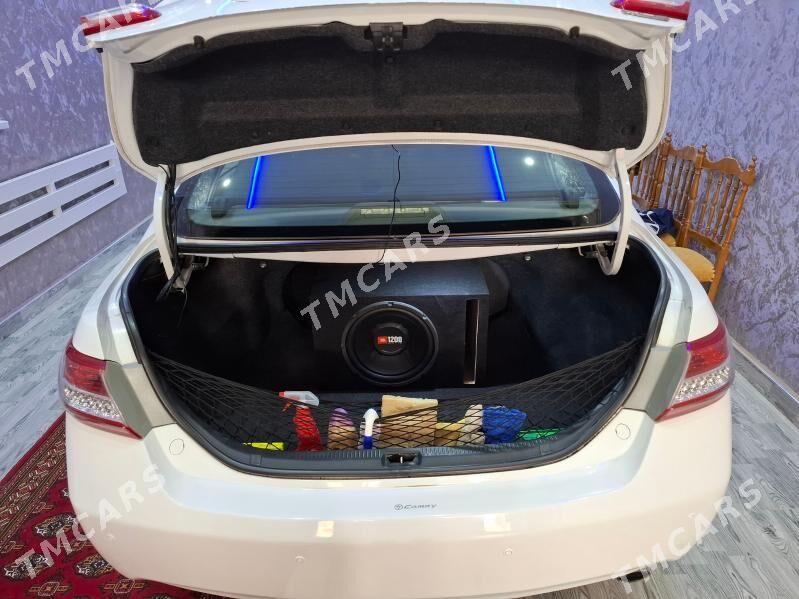 Toyota Camry 2010 - 200 000 TMT - Köneürgenç - img 4