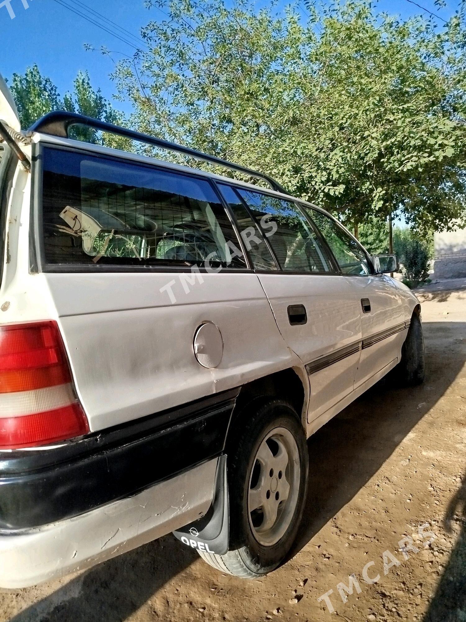 Opel Astra 1992 - 30 000 TMT - Şabat etr. - img 9