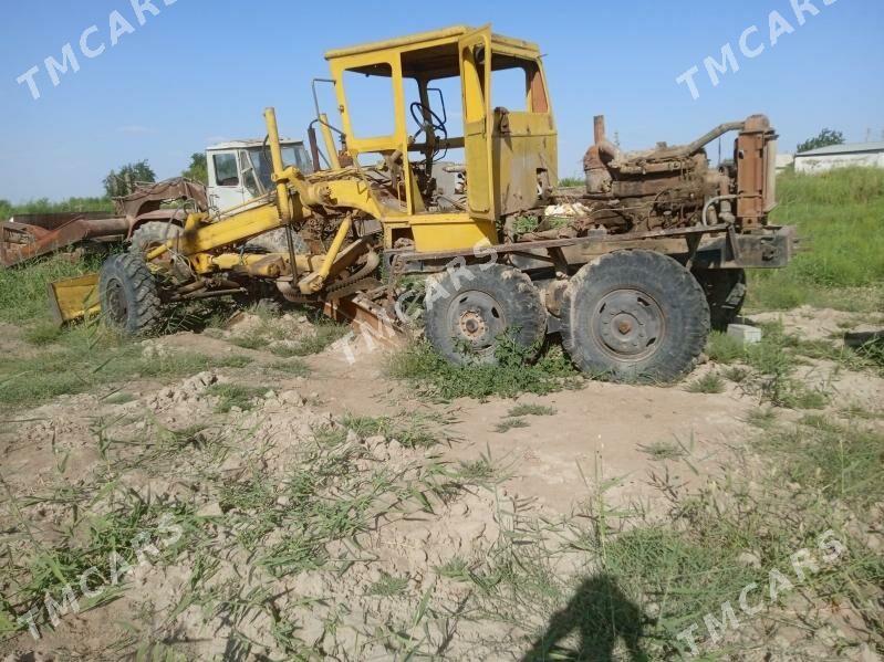 MTZ 82 1989 - 40 000 TMT - Mary - img 4
