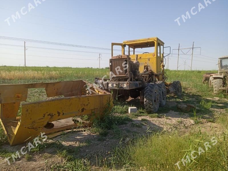 MTZ 82 1989 - 40 000 TMT - Mary - img 2