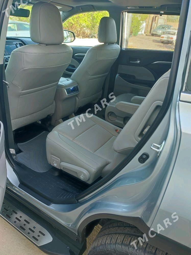 Toyota Highlander 2019 - 600 000 TMT - Görogly (Tagta) - img 4