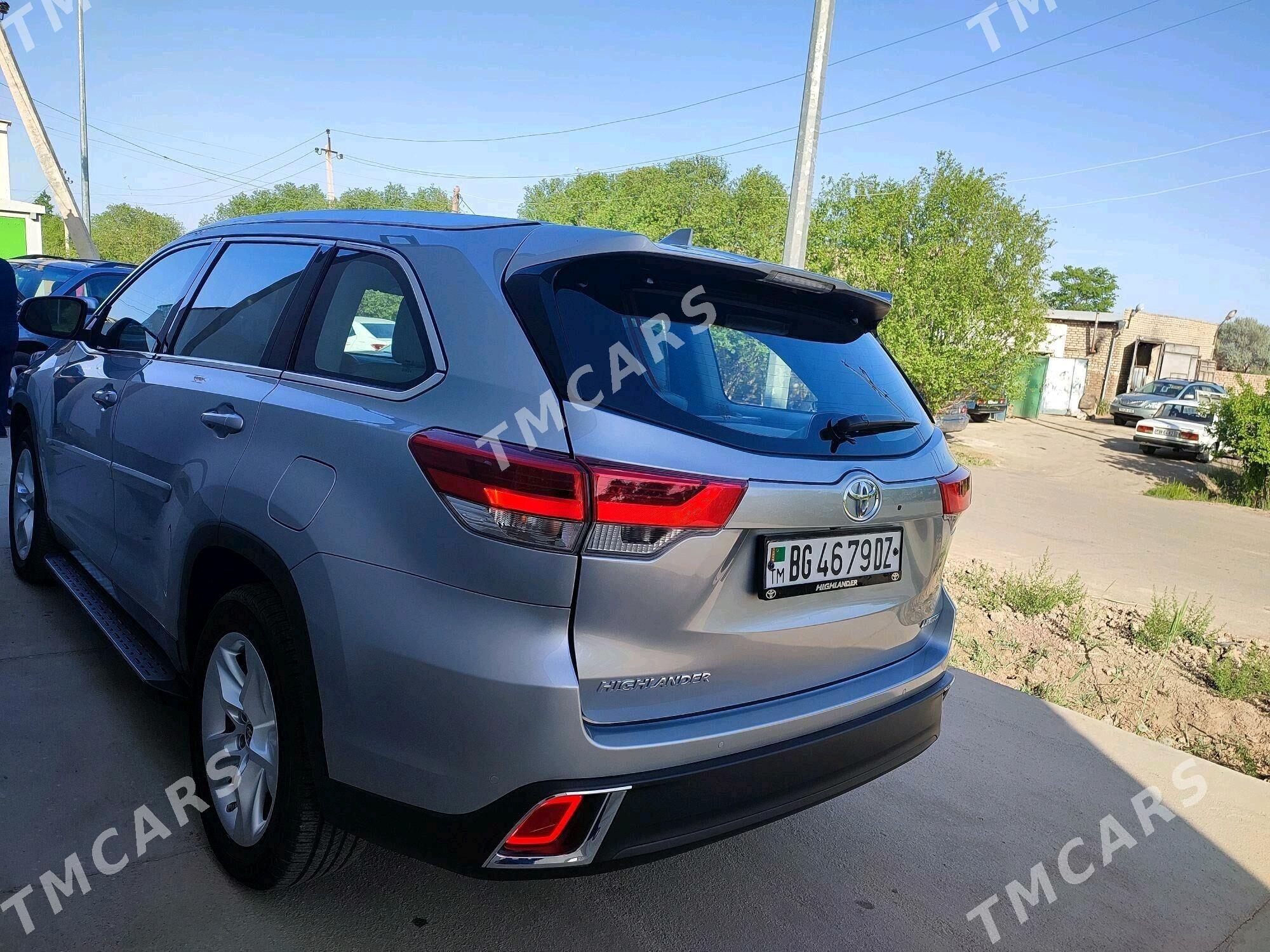 Toyota Highlander 2019 - 600 000 TMT - Görogly (Tagta) - img 8