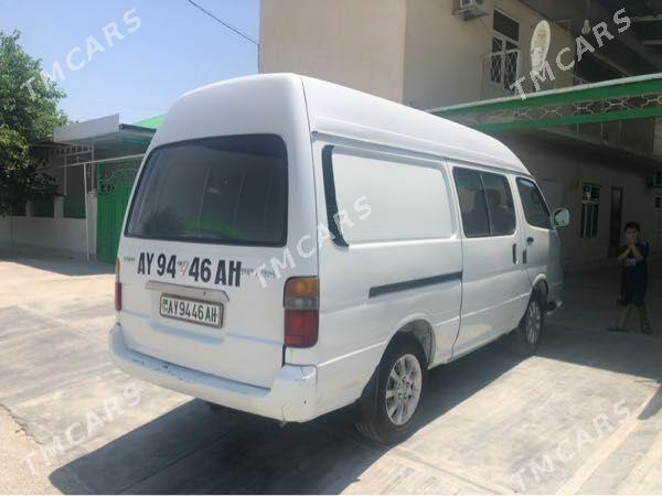 Toyota Hiace 2010 - 105 000 TMT - Анев - img 2