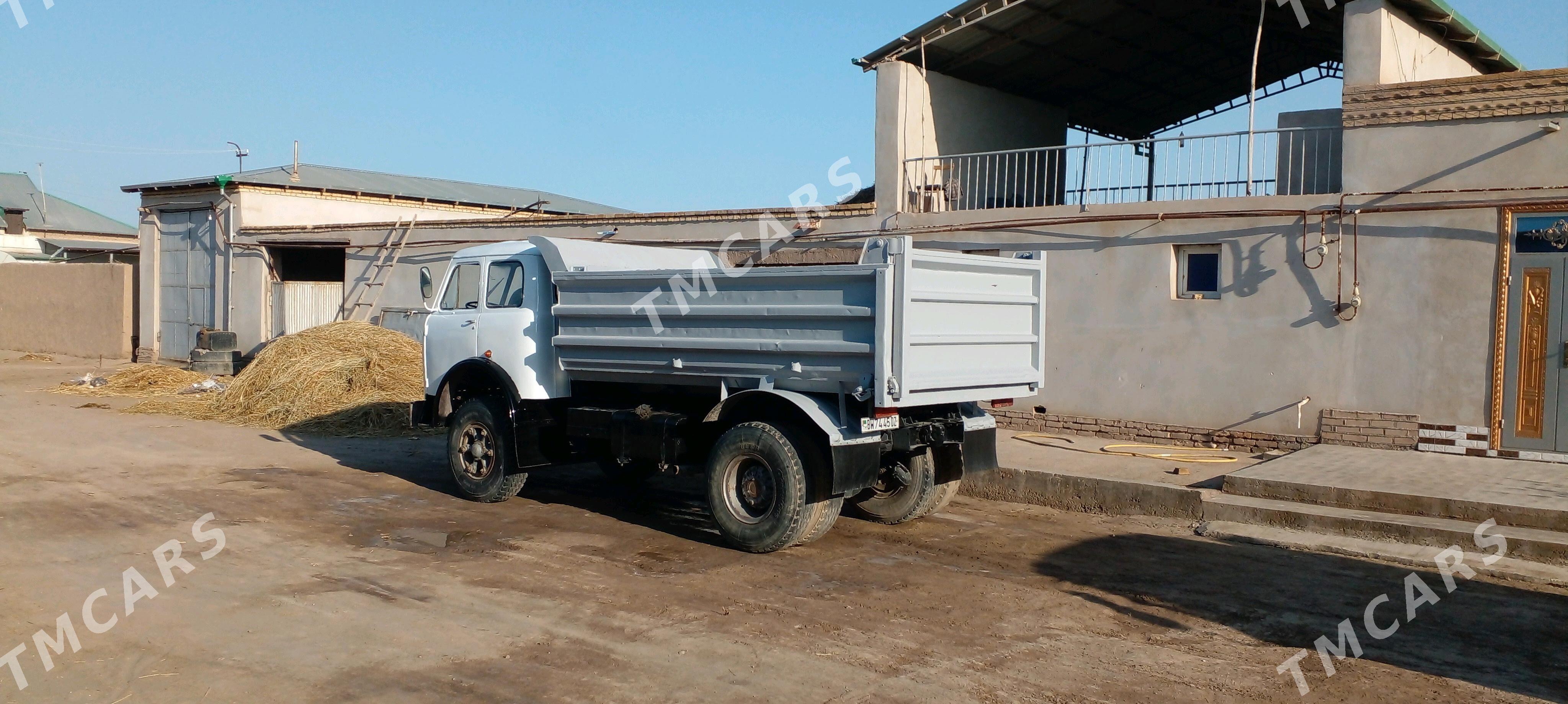 Maz Samosval 1981 - 100 000 TMT - Гурбансолтан Едже - img 2