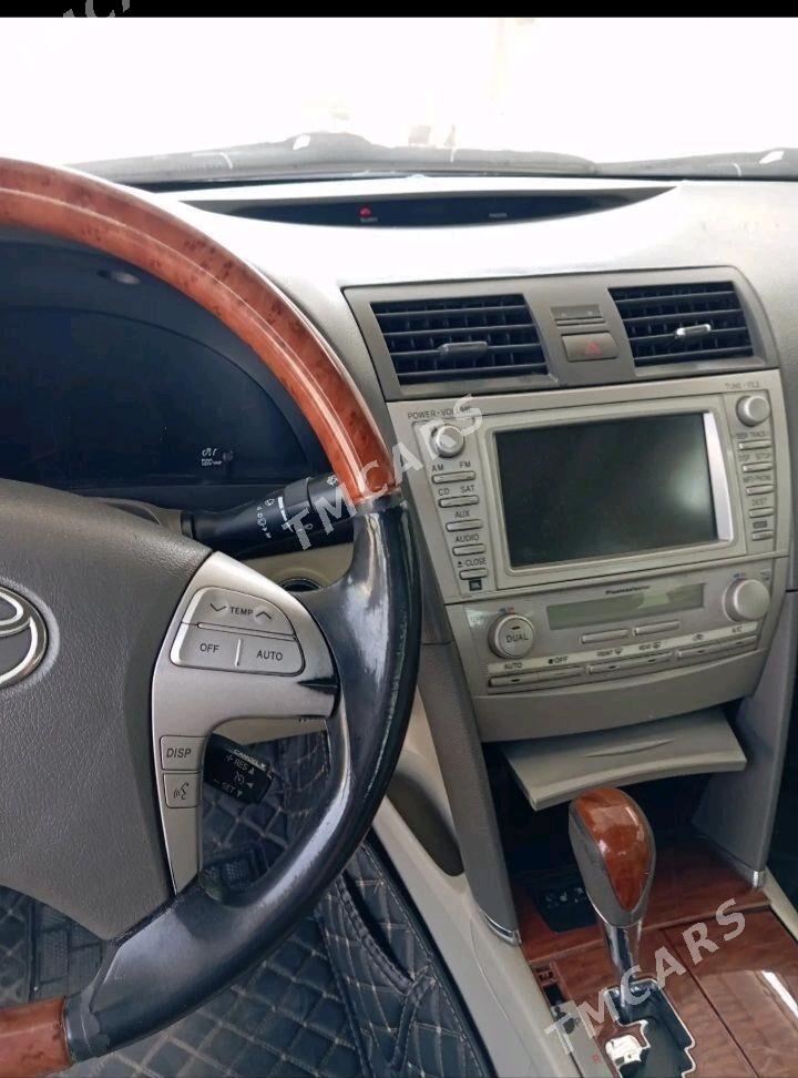 Toyota Camry 2010 - 190 000 TMT - етр. Туркменбаши - img 3