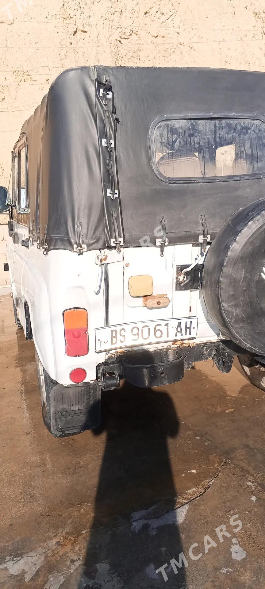 UAZ 469 2002 - 37 000 TMT - Бахарден - img 3