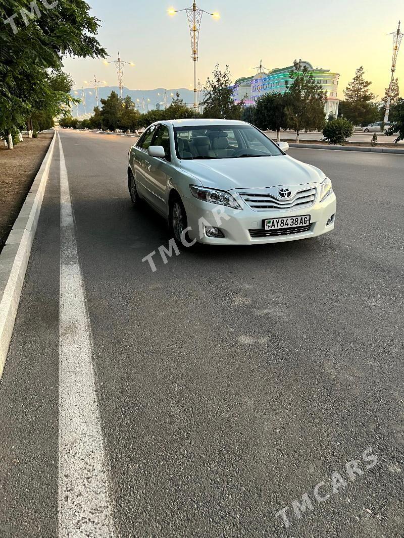 Toyota Camry 2010 - 180 000 TMT - 1 мкр - img 2