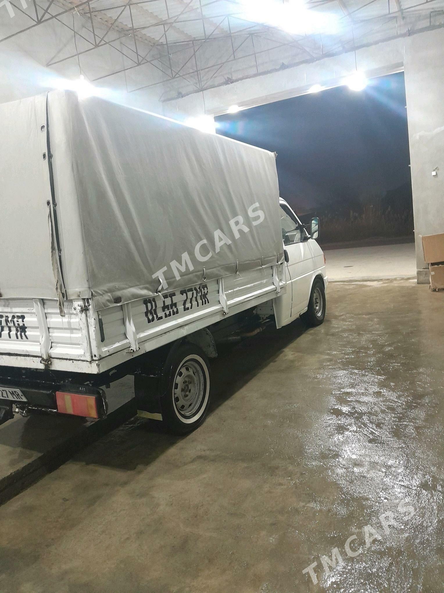 Volkswagen Transporter 1995 - 55 000 TMT - Мары - img 3