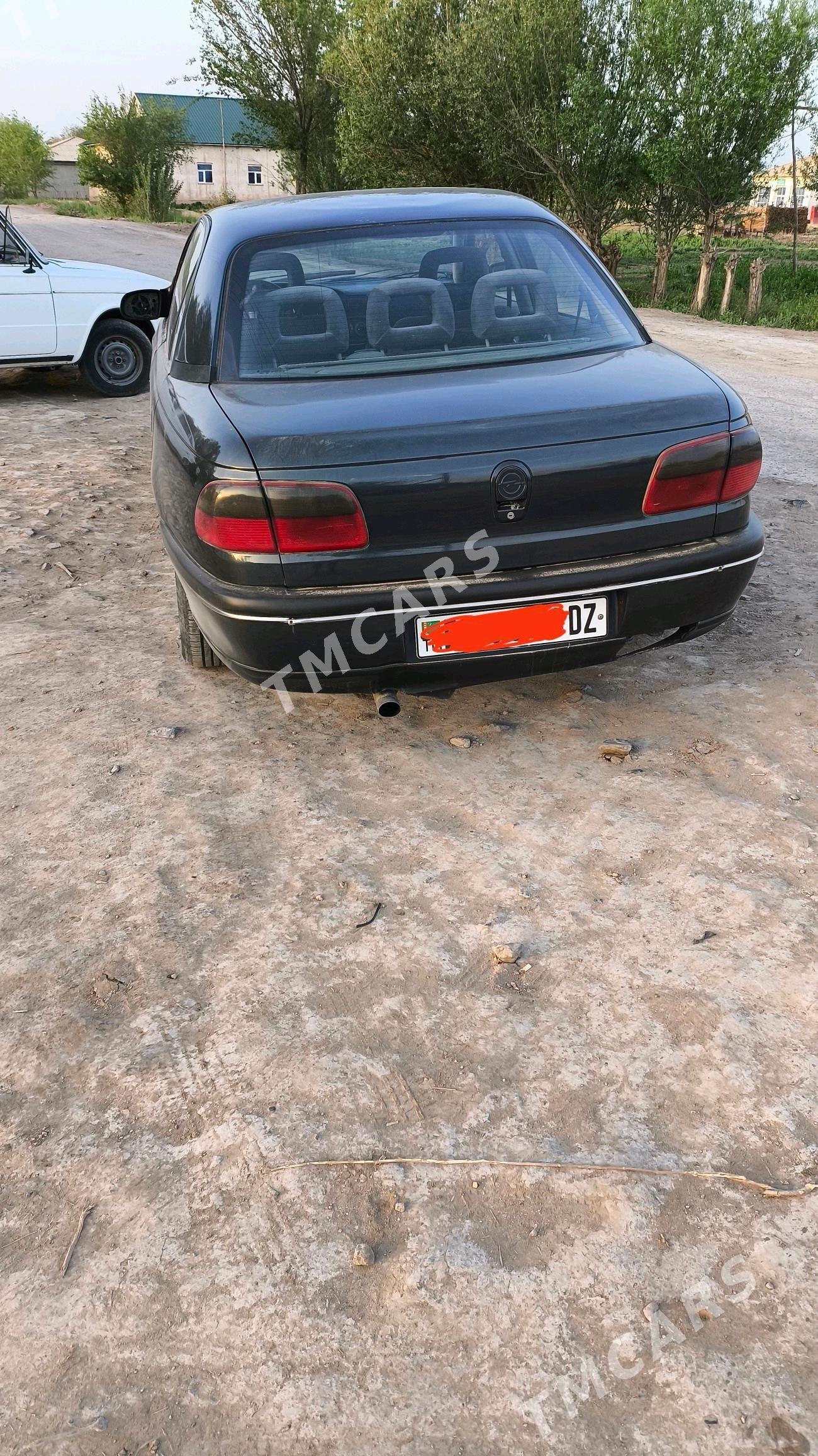 Opel Vectra 1995 - 35 000 TMT - Köneürgenç - img 4